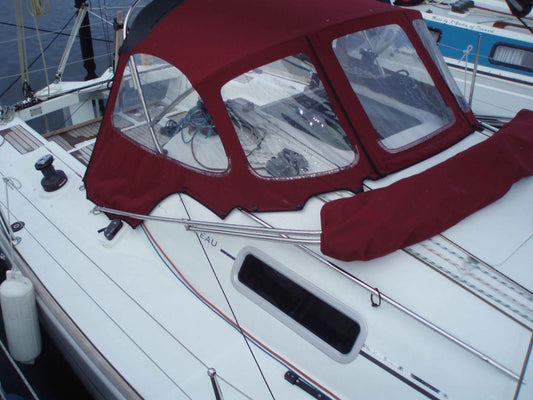 Beneteau first 27.7 sprayhood