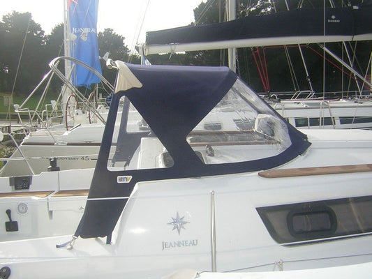 Jeanneau Sun Odyssey 30i Sprayhood