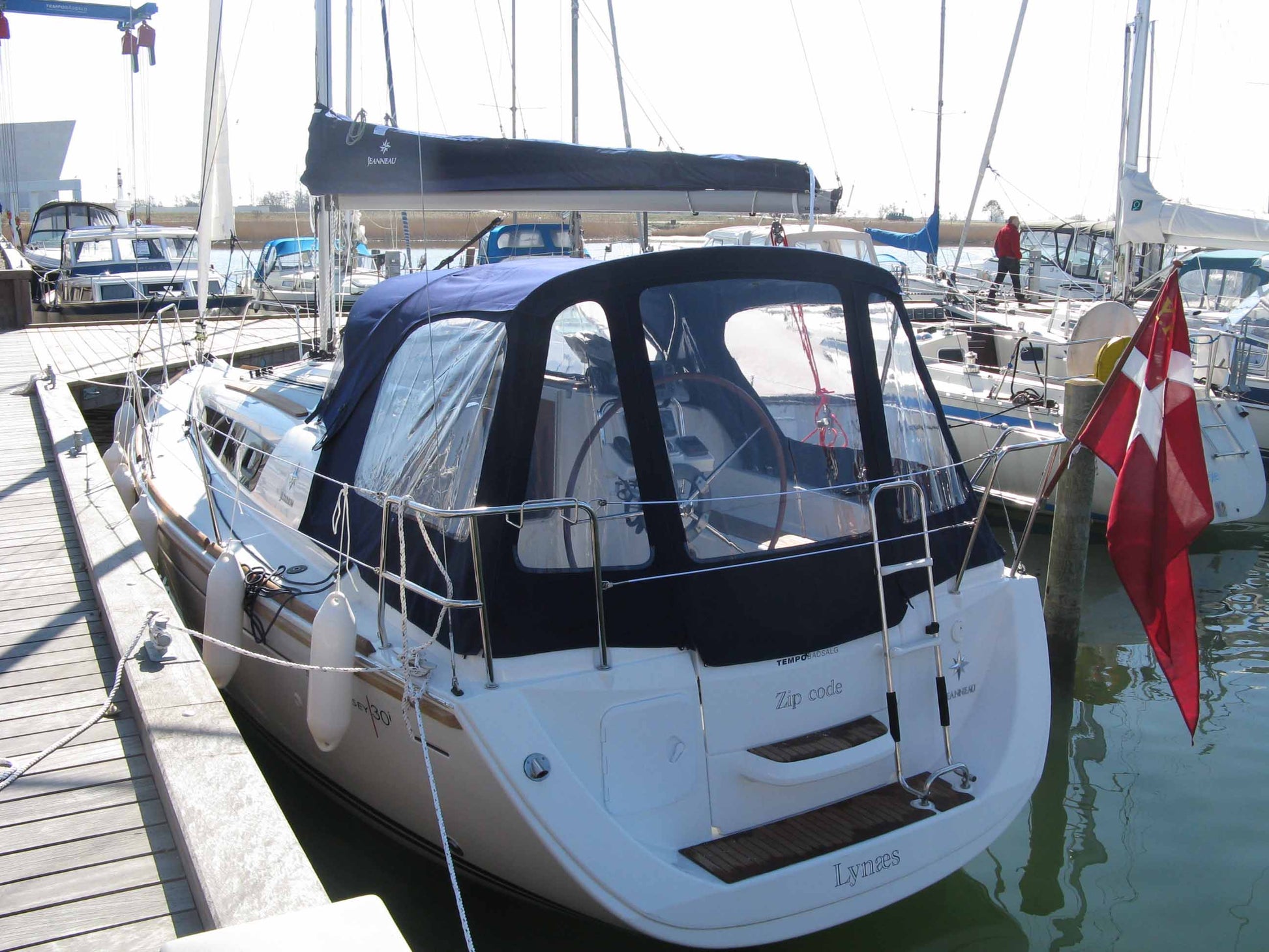 Jeanneau Sun Odyssey 30i Cockpit Enclosure Cockpit Tent