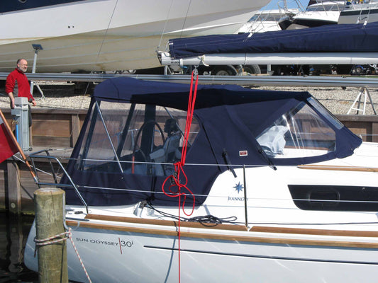 Jeanneau Sun Odyssey 30i sprayhood