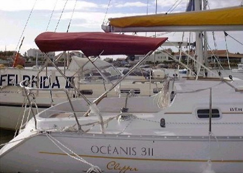 Beneteau Oceanis 311 Bimini