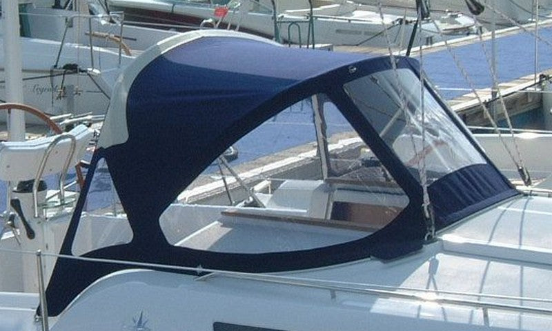 Jeanneau Sun Odyssey 32i performance sprayhood