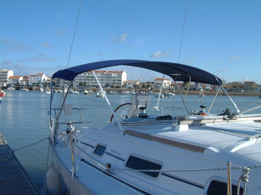 Beneteau Oceanis 343 bimini