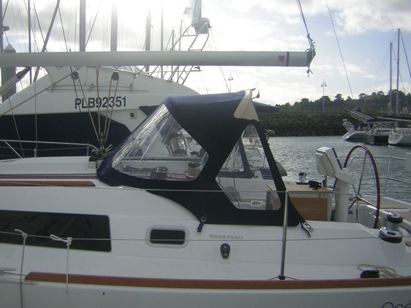 Beneteau Oceanis 37 Sprayhood