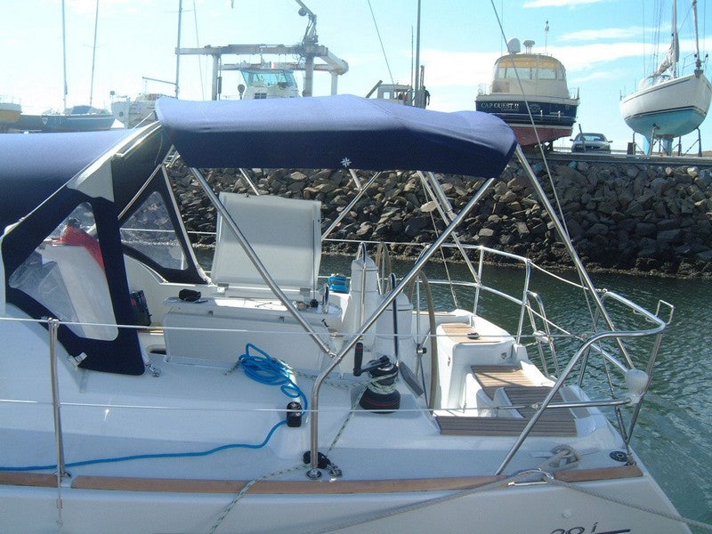 Jeanneau sun odyssey 39i bimini