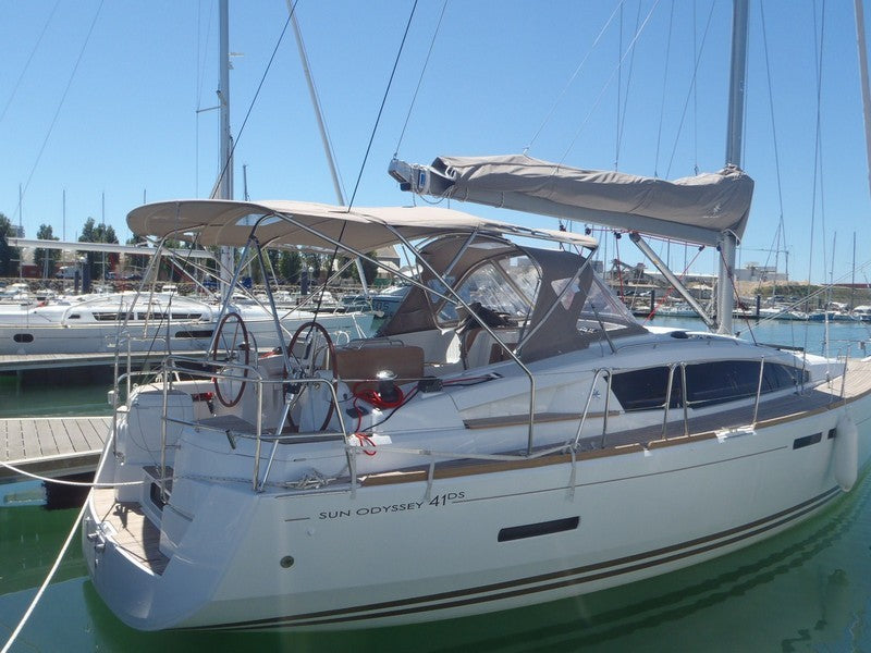 Jeanneau sun odyssey 41 ds bimini