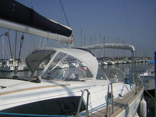 Beneteau Oceanis 43 Sprayhood