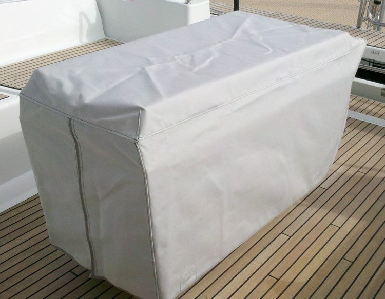 Beneteau Oceanis 45 Tischdecke