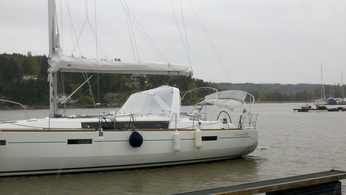 Beneteau Oceanis 45 Sprayhood