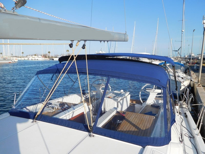 Beneteau Oceanis 46.1 Sprayhood