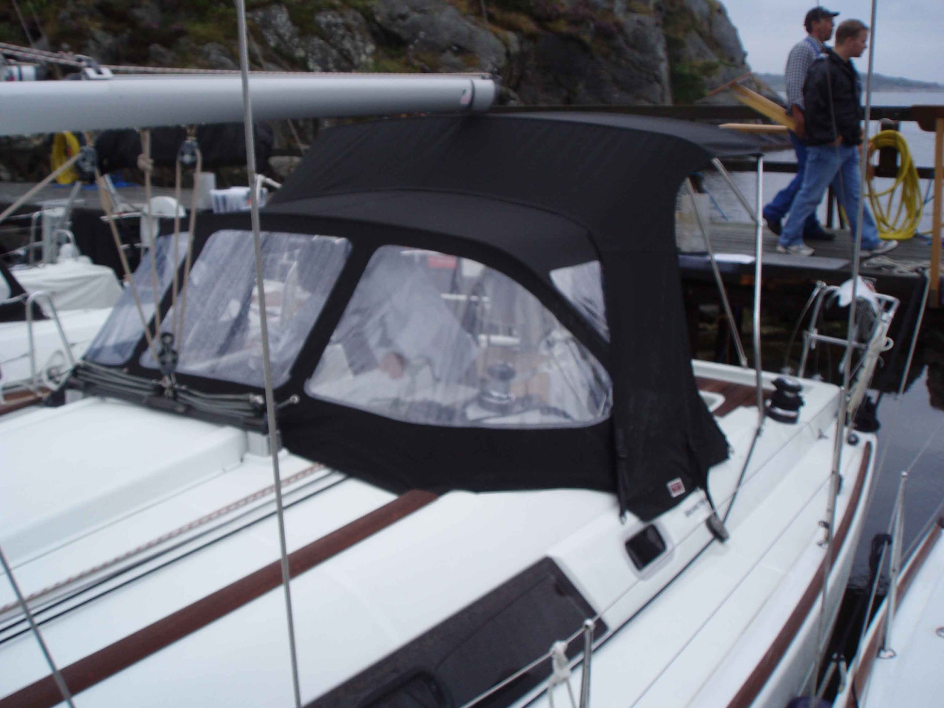 Beneteau Oceanis 37 Sprayhood