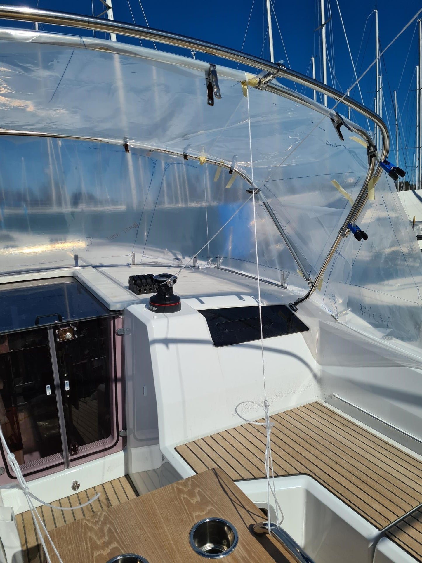 Beneteau Oceanis 40.1 Sprayhood