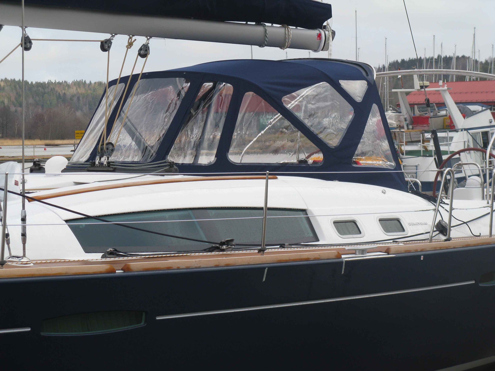 Beneteau Oceanis 46 Sprayhood