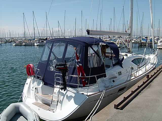 Jeanneau Sun Odyssey 42 DS Cockpit Enclosure Cockpit Tent