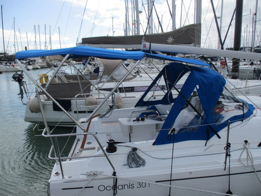 Beneteau 30.1 Bimini