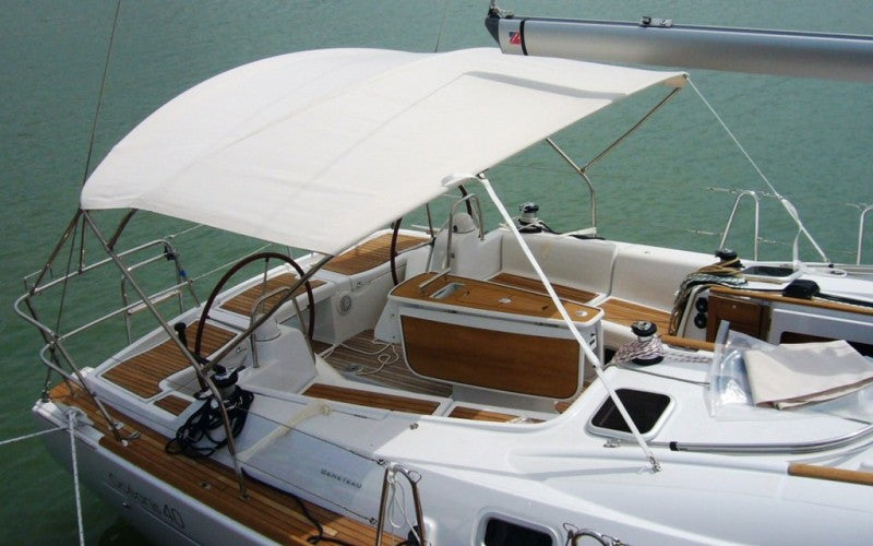 Beneteau Oceanis 40 Bimini