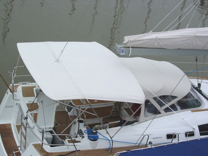 Beneteau Oceanis 46 Bimini