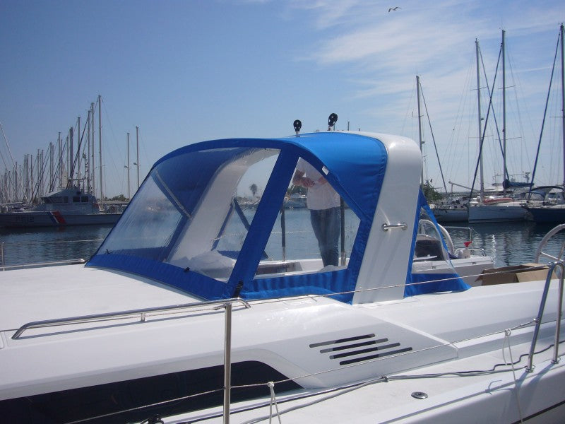 Beneteau Oceanis 51.1 sprayhood