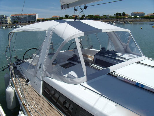 Beneteau Oceanis 45 Sprayhood