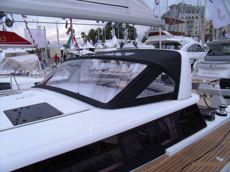 Beneteau Sense 50 sprayhood