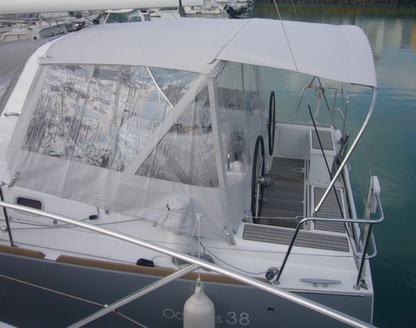 Beneteau Oceanis 38 Cockpit Enclosure