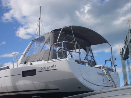 Beneteau Oceanis 41.1 Cockpit Enclosure